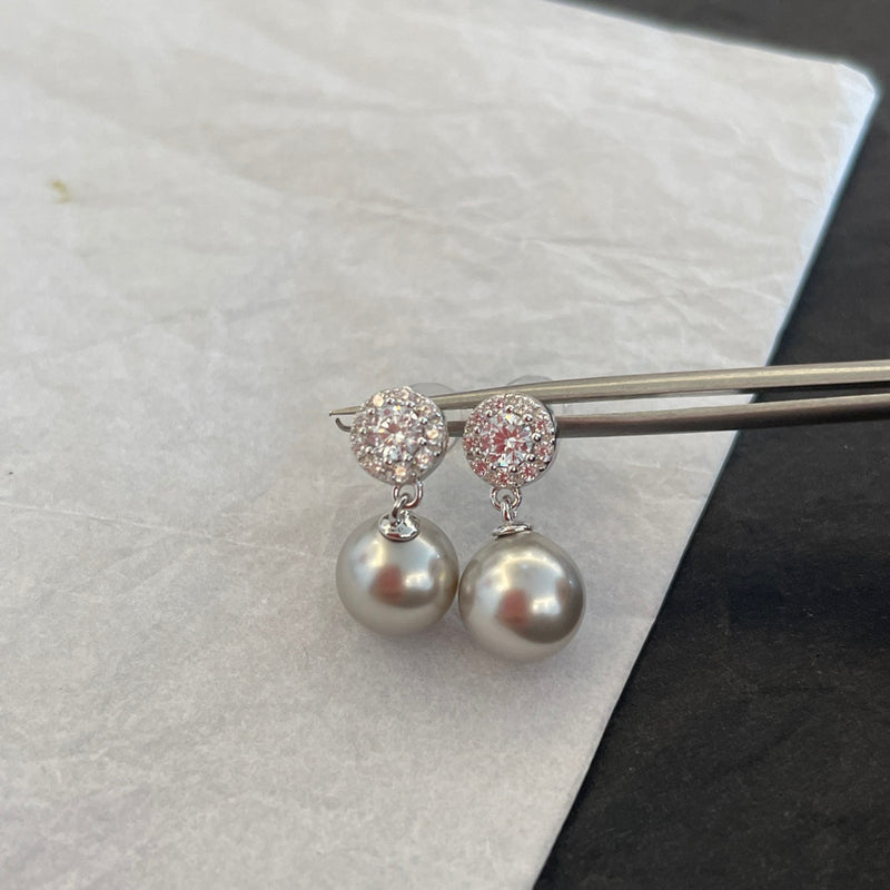 Flower gray pearl earrings 02857