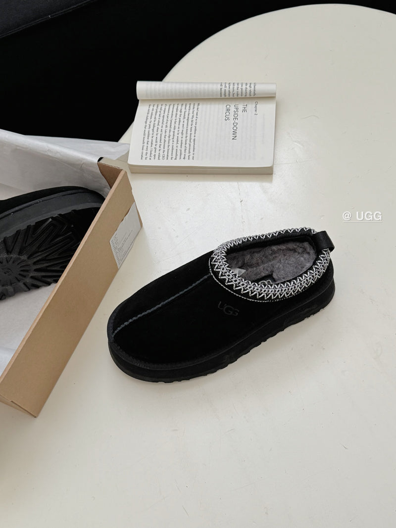 pantshoes 02202