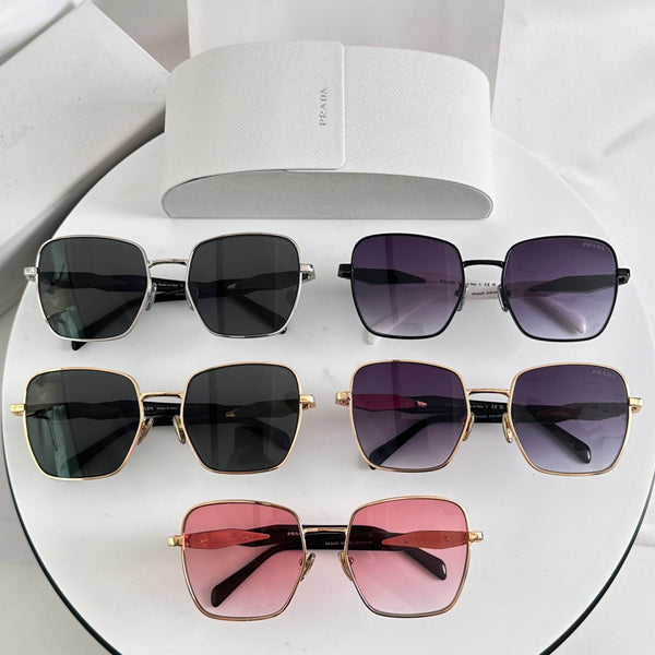 stylish glasses 02843