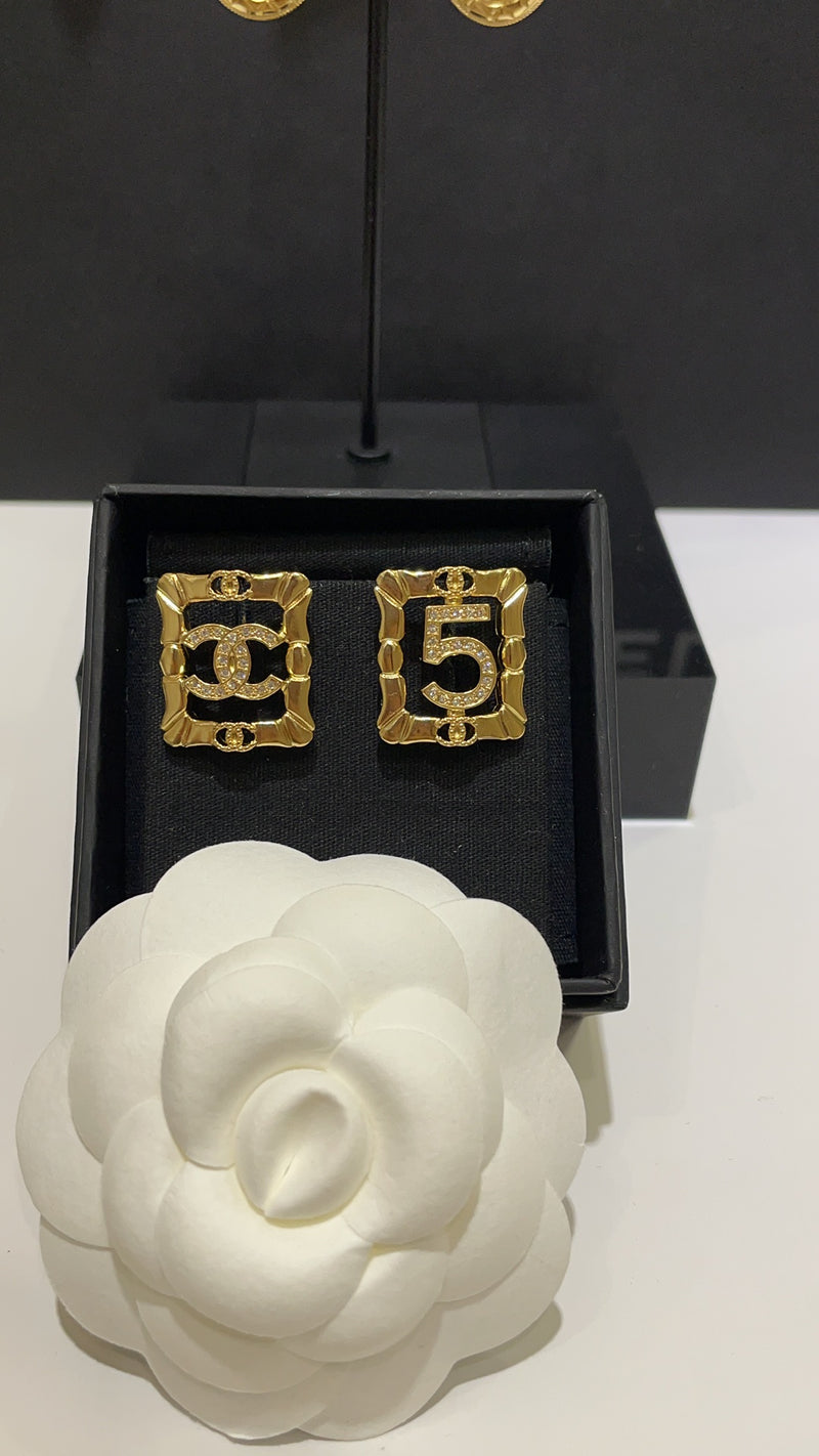 24A new gold full drill double C number 5 hollow square earrings 02528