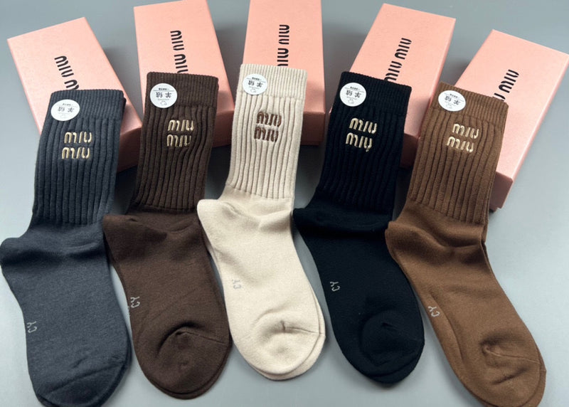 New🔥 cashmere mid-length pile socks 02564