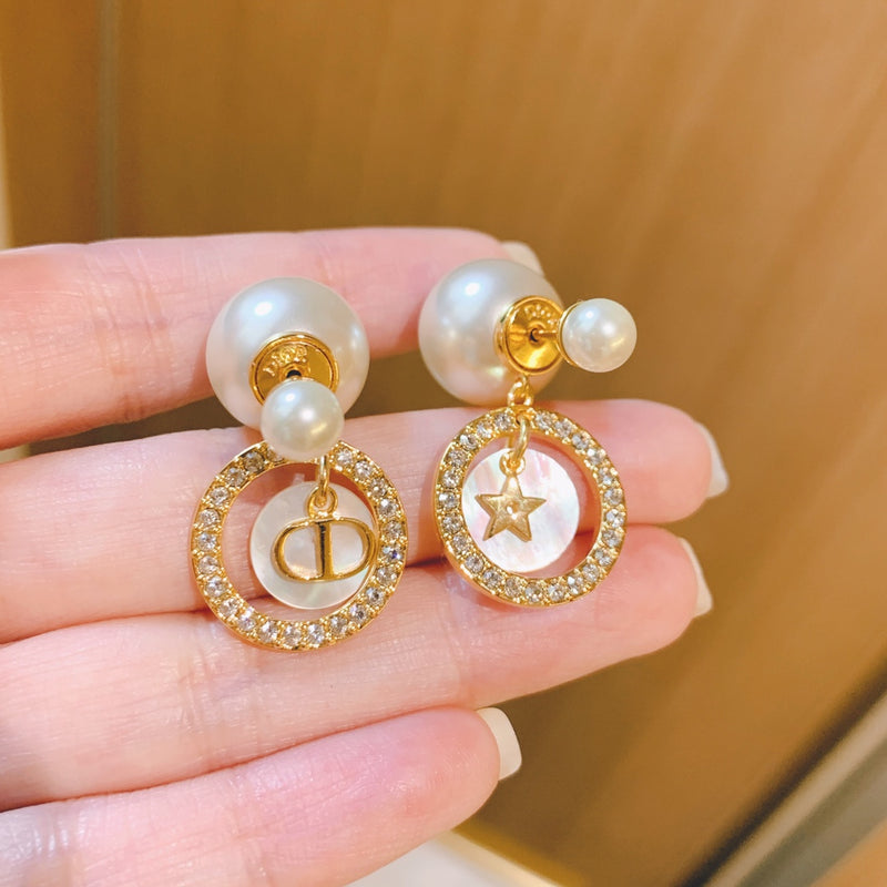 Size pearl shell earrings 02702