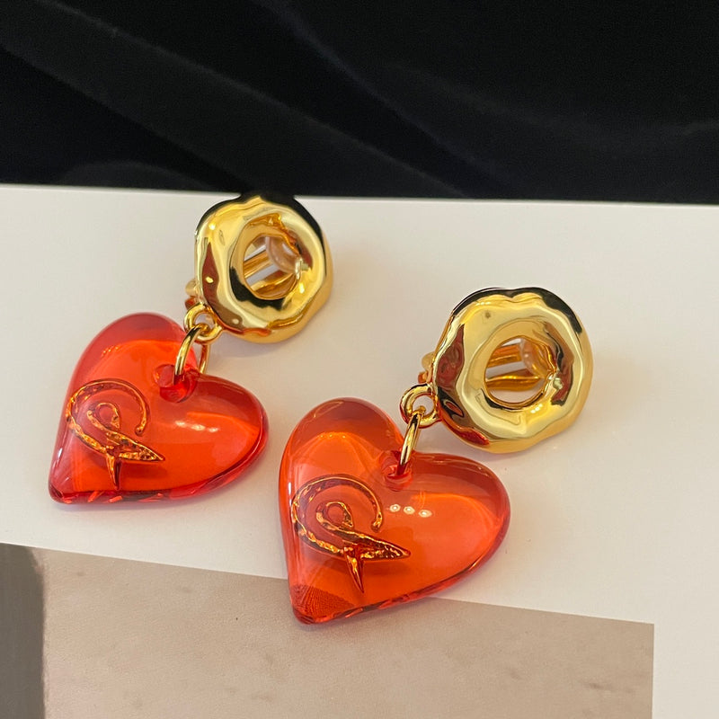 Critical strike girl heart red heart ear clip 02701