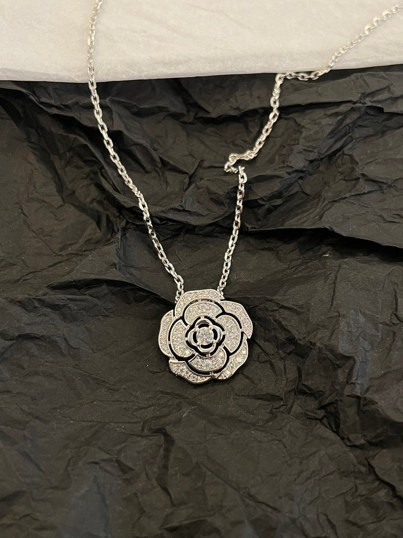 Camellia necklace  02412