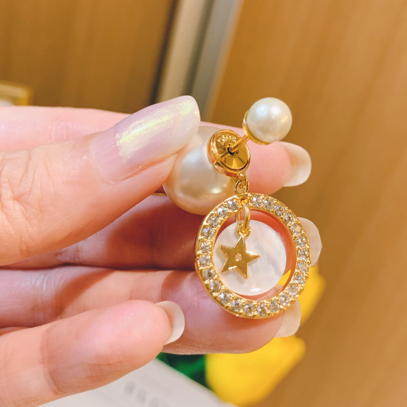 Size pearl shell earrings 02702