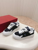 New pair of casual thick sole sneakers 02806