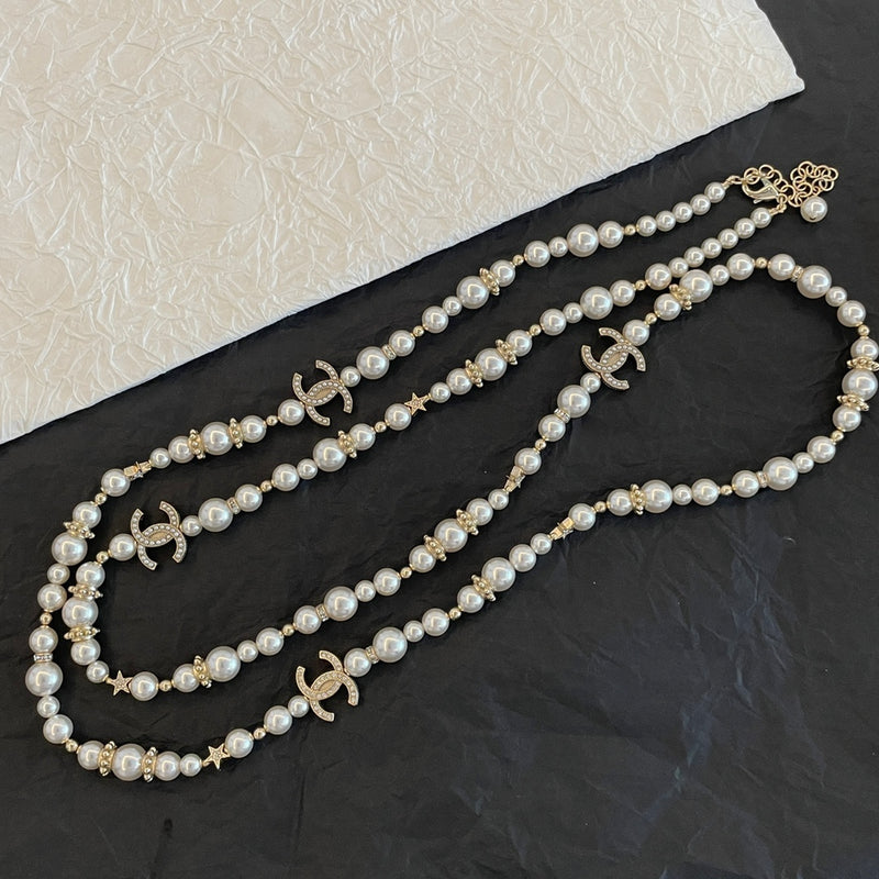 New diamond star pearl sweater chain 02700